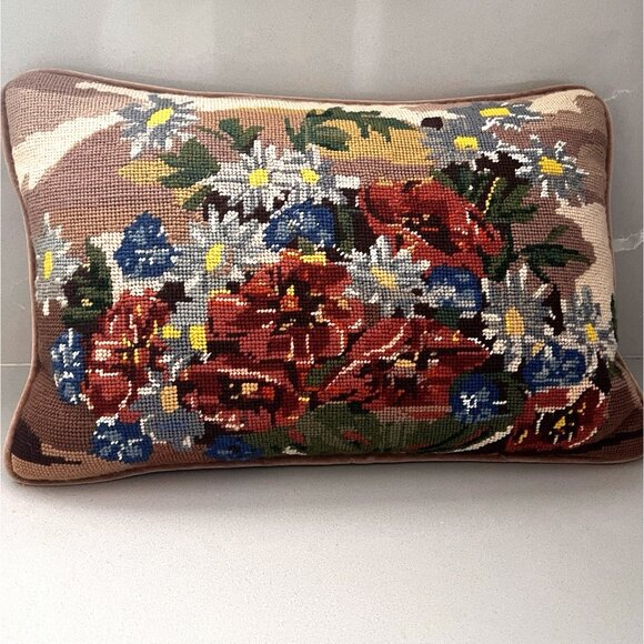 Vintage Needlepoint Pillow Cushion Wool Rectangular Floral Flower Assortment Zip - Picture 8 of 8